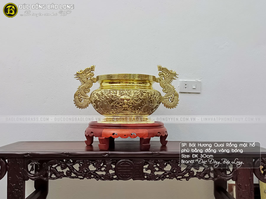 Bát hương tai Rồng bằng đồng thau màu vàng bóng đường kính 30cm