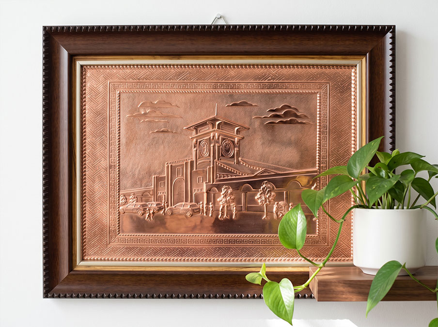 Tranh Chợ Bến Thành Bằng Đồng Khổ 28cm x 34cm