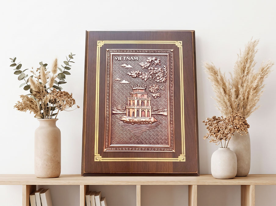Quà Tặng Tranh Tháp Rùa Hồ Gươm Bằng Đồng Khổ Dọc Để Bàn 20cm x 25cm