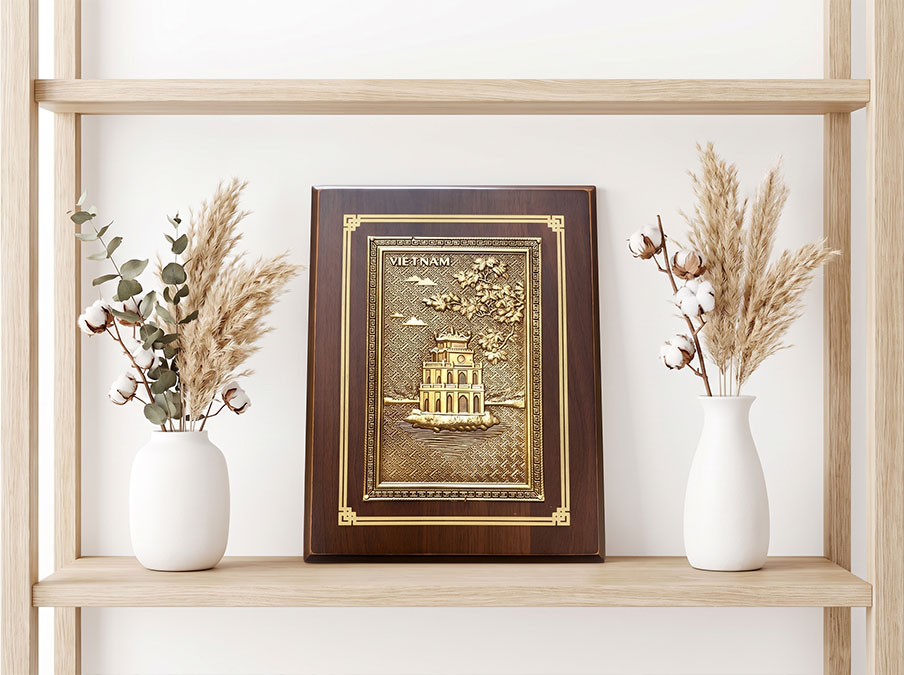 Quà Tặng Tranh Tháp Rùa Hồ Gươm Bằng Đồng Khổ Dọc Để Bàn 20cm x 25cm