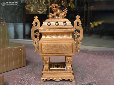 Đỉnh Đồng Vuông Tai Chiên Chạm Rồng Phượng Bằng Đồng Đỏ Màu Trầm Cổ Cao 60Cm