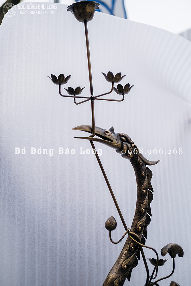 Đôi hạc thờ bằng đồng thau cao 1m76 màu hun đen