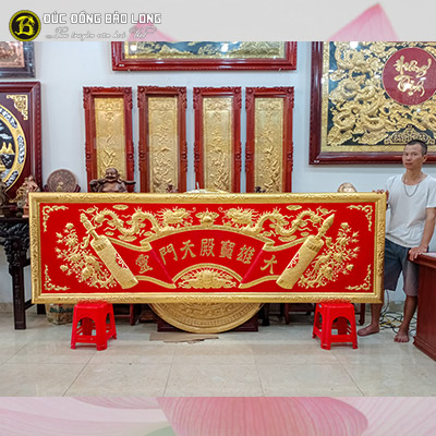 Tấm Hoành Phi Thờ Điện Tư Gia Bằng Đồng Dát Vàng 9999 Khổ 2m82 x 89cm