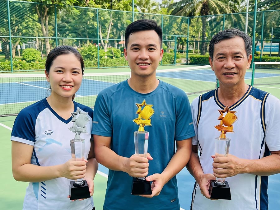 Cúp pickleball M05