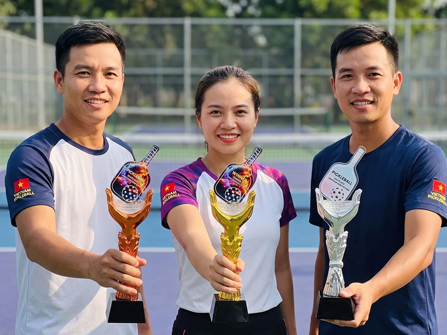 Cúp pickleball M10
