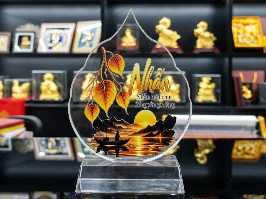 Quà Tặng Lá Bồ Đề Pha Lê KT 14cm x 20.5cm