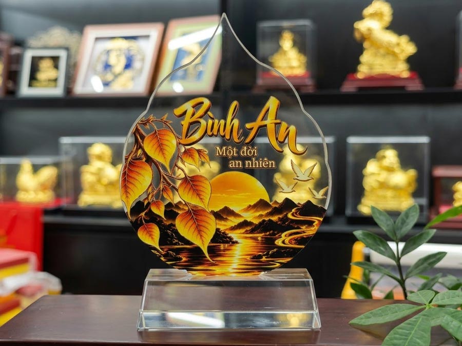 Quà Tặng Lá Bồ Đề Pha Lê KT 14cm x 20.5cm