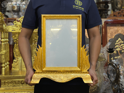 Khung Ảnh Thờ Đúc Bằng Đồng Đỏ Dát Vàng 9999 Cao 41Cm