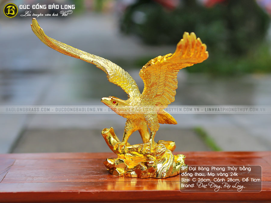 tượng đại bàng bằng đồng thau mạ vàng 24k cao 26cm