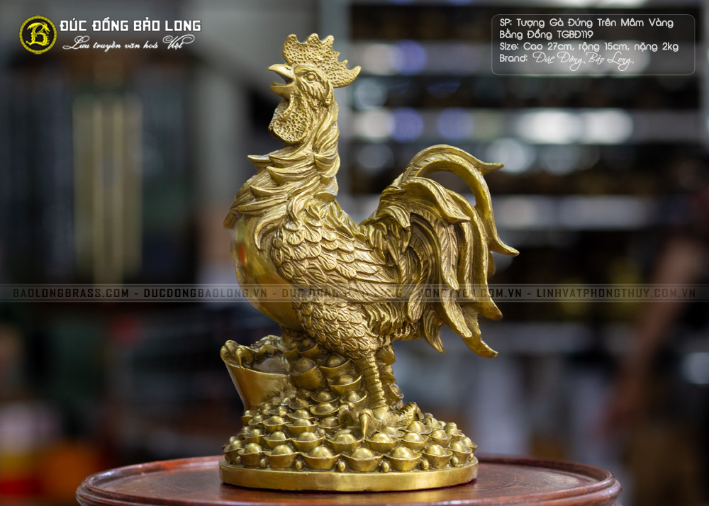 tượng gà đứng trên mâm vàng bằng đồng cao 27cm