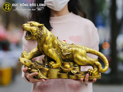 Tượng Hổ Bằng Đồng Vàng Cao 30cm