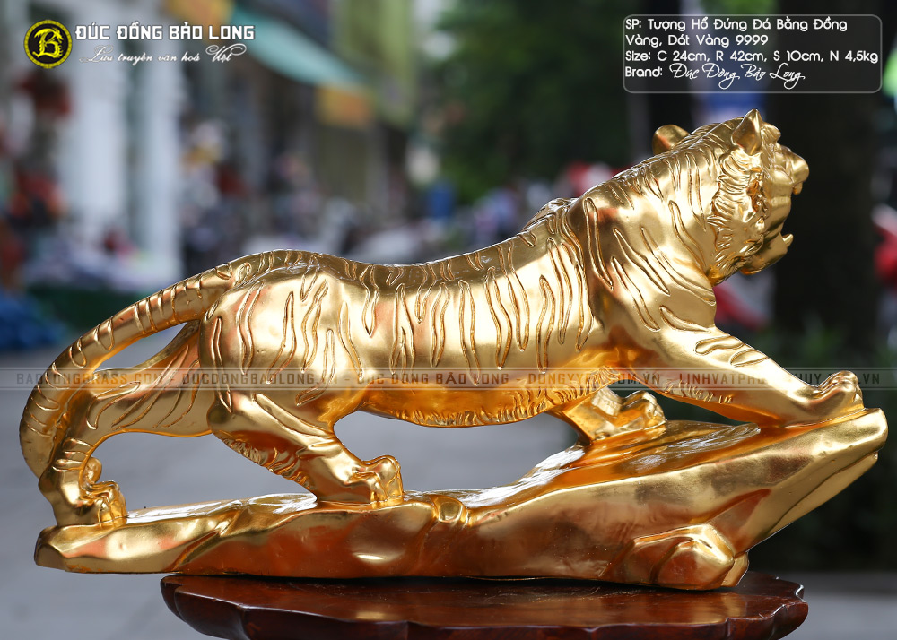 tượng hổ đứng đá bằng đồng dài 42cm dát vàng 9999