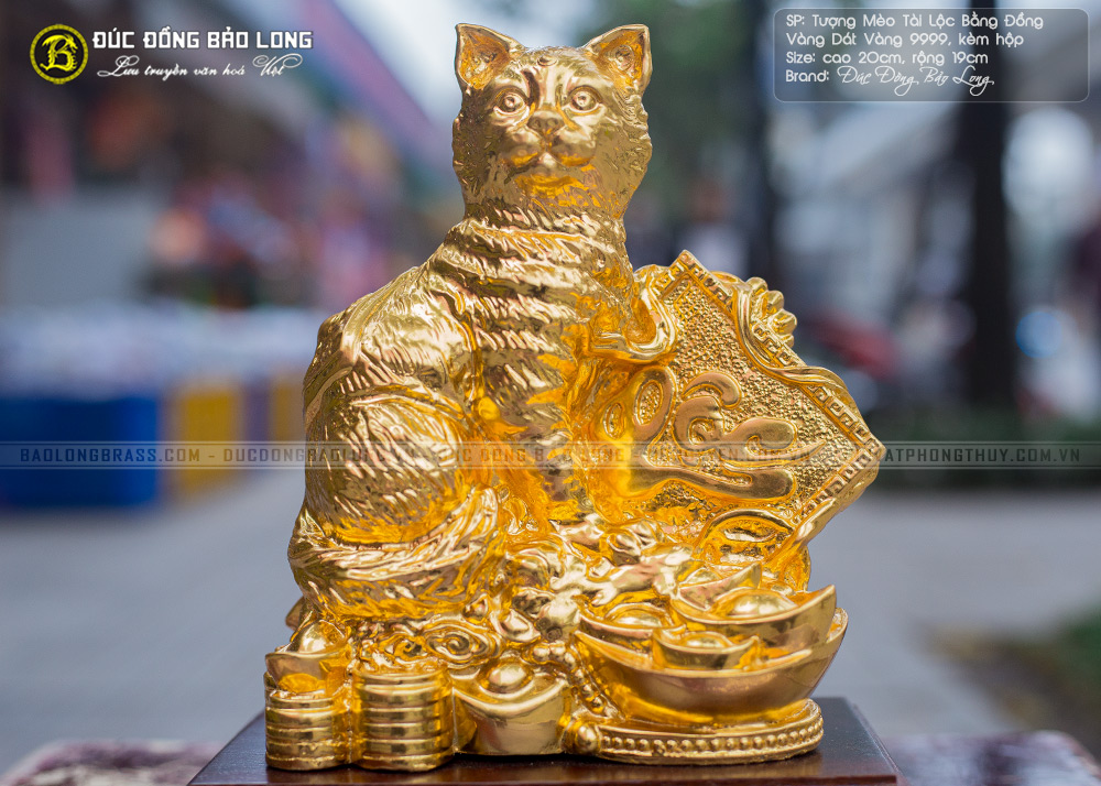 tượng mèo tài lộc bằng đồng dát vàng 9999 cao 20cm