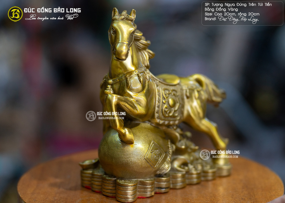 Tượng Ngựa Đứng Trên Túi Tiền Bằng Đồng Cao 20cm - TNBD228 6