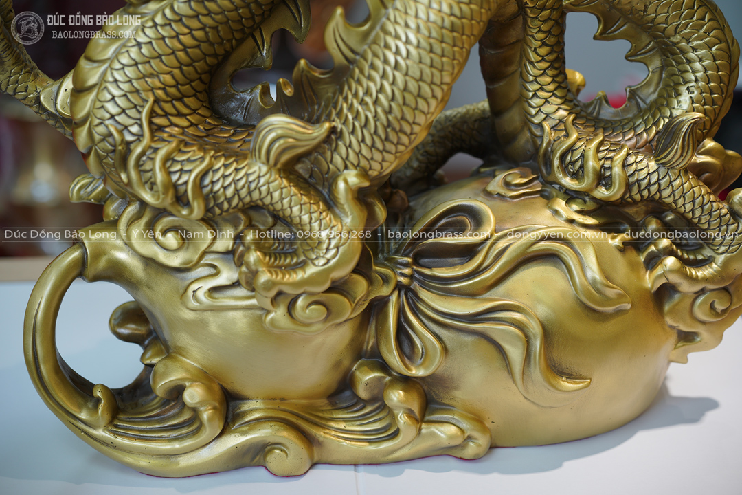 Tượng Rồng Cầm Ngọc Cưỡi Hồ Lô bằng đồng dát dài 52Cm