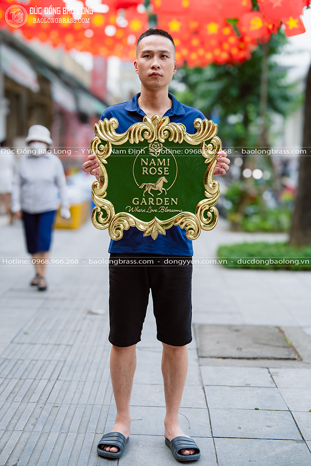 Biển Hiệu Bằng Đồng Kích Thước 50Cm