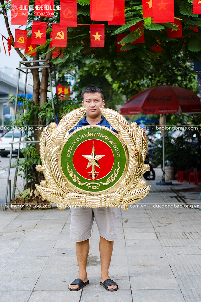 Logo Bằng Đồng Vàng Kích Thước 90Cm Cho Cty CP An Ninh Miền Bắc
