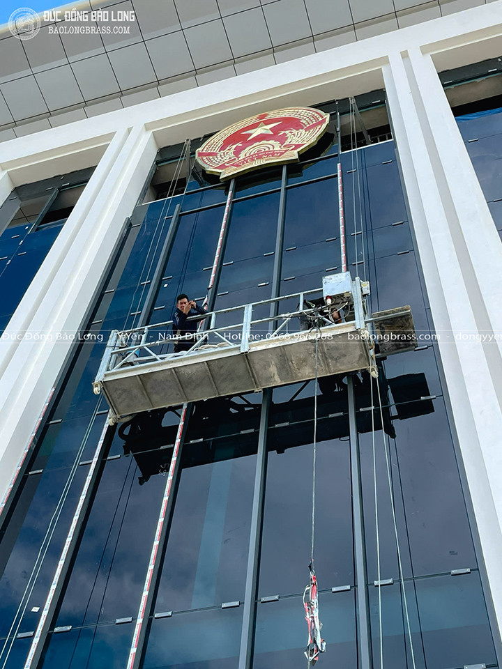 Quốc Huy Bằng Đồng Vàng Đường Kính 3m2 Cho Tỉnh Ủy Cao Bằng