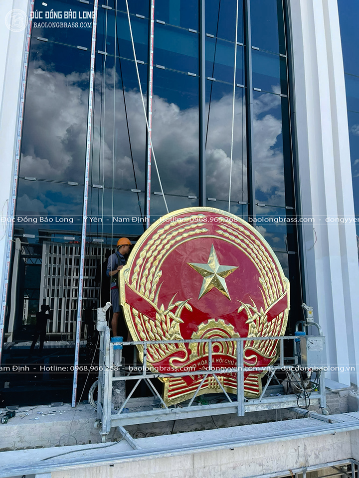 Quốc Huy Bằng Đồng Vàng Đường Kính 3m2 Cho Tỉnh Ủy Cao Bằng