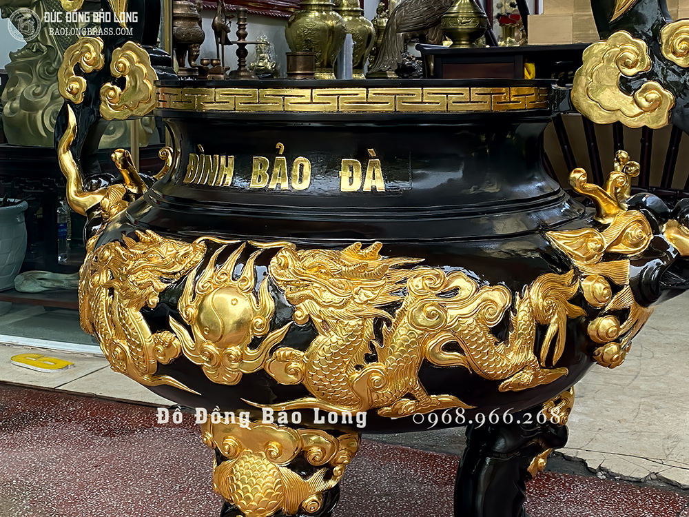 Lư hương đồng Song Long Chầu Nguyệt bằng đồng đỏ dát vàng 9999 cao 1m33