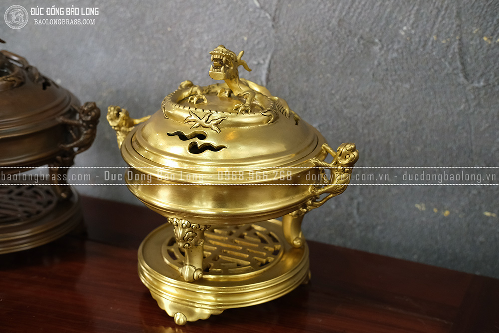 Lư Xông Trầm Tai Nghê Nắp Rồng Dáng Cổ Bằng Đồng Cao 24cm