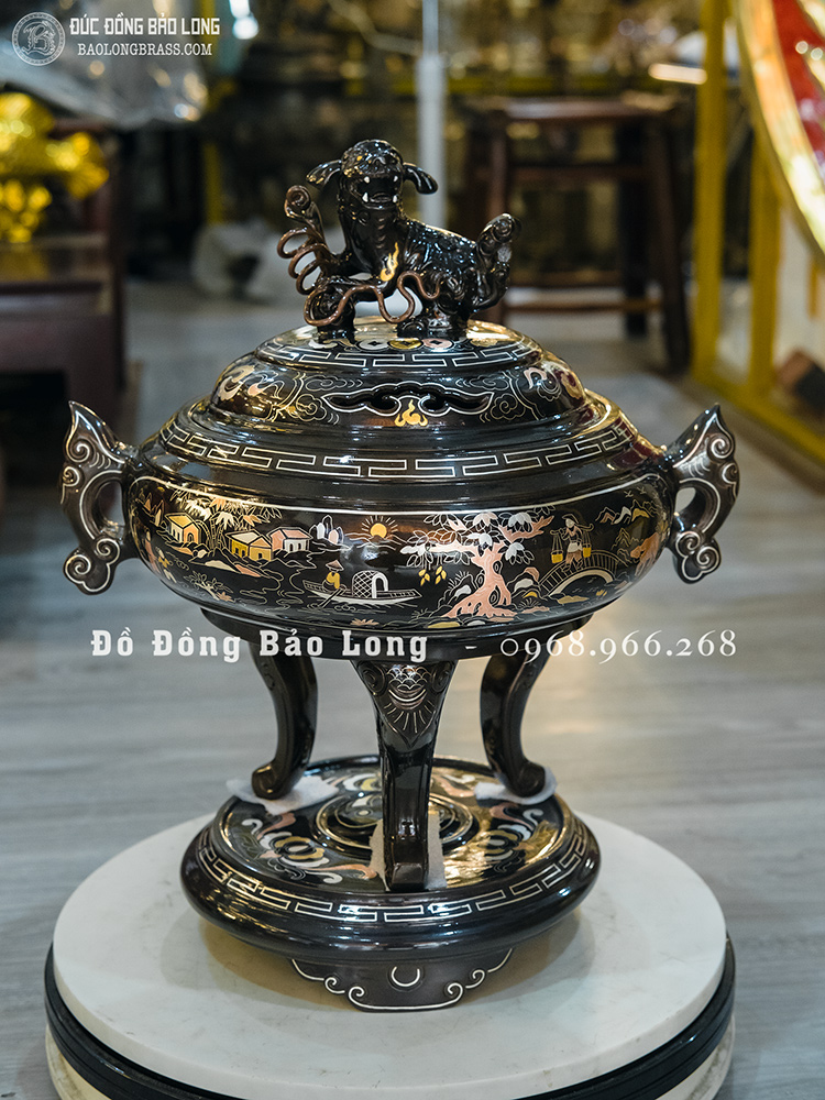Lư Xông Trầm Bằng Đồng Khảm Ngũ Sắc Cao 42Cm