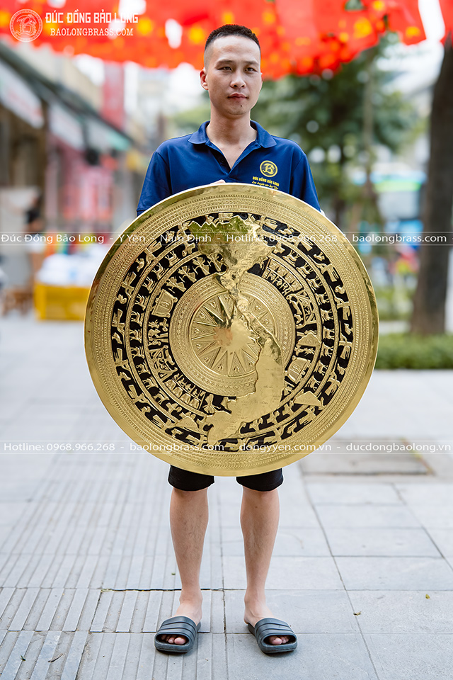 Mặt trống đồng hình bản đồ Việt Nam gò thủ công ĐK 80cm