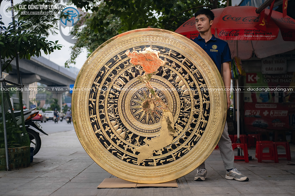 Mặt Trống Đồng Gò Chạm Bản Đồ Việt Nam Đường Kính 1m5
