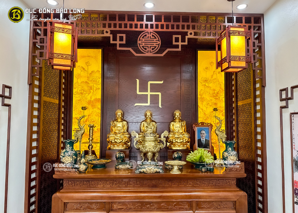bộ tượng Tam Thế Phật cao 58cm bằng đồng dát vàng