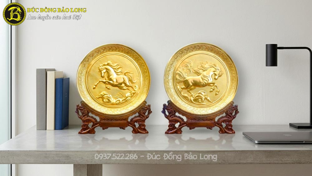 Quà Tặng Tranh Đĩa Mã Đáo Thành Công Bằng Đồng Mạ Vàng