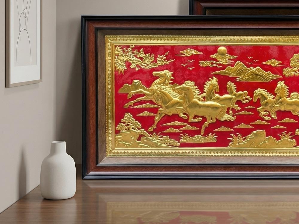 Tranh Mã Đáo Thành Công Bằng Đồng Dát Vàng Khổ 40cm x 70cm và 61cm x 1m07