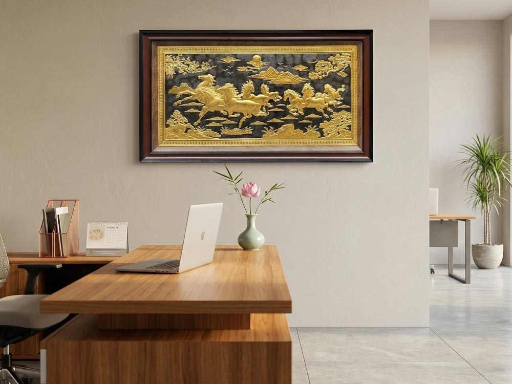 Tranh Mã Đáo Thành Công Bằng Đồng Dát Vàng Khổ 40cm x 70cm và 61cm x 1m07