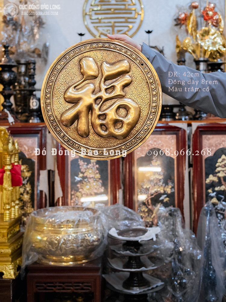  tranh chữ Phúc hán tròn bằng đồng vàng đk 42cm