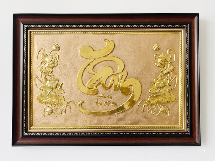 Tranh Chữ Tâm Hoa Sen Bằng Đồng Khổ 40cm x 55cm