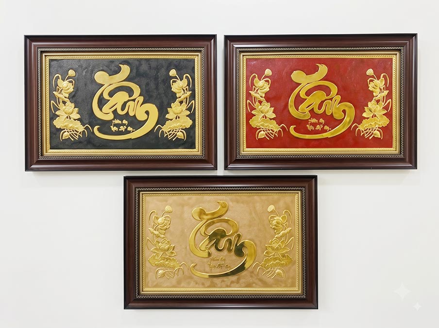 Tranh Chữ Tâm Hoa Sen Bằng Đồng Khổ 40cm x 55cm