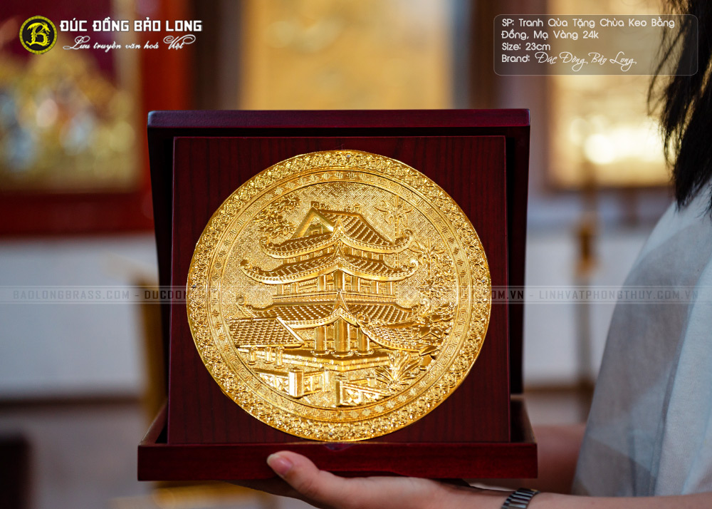 tranh quà tặng chùa keo bằng đồng mạ vàng 24k khổ 23cm
