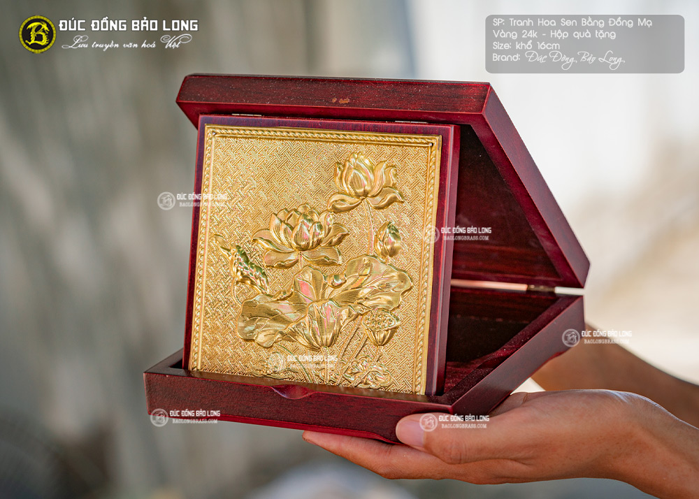 tranh quà tặng Hoa Sen Mạ vàng khổ vuông 16cm