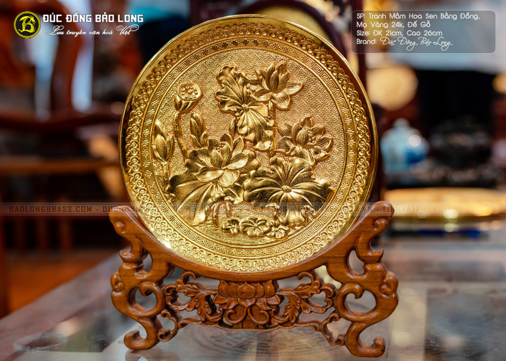 tranh đĩa hoa sen bằng đồng mạ vàng để bàn cao 26cm