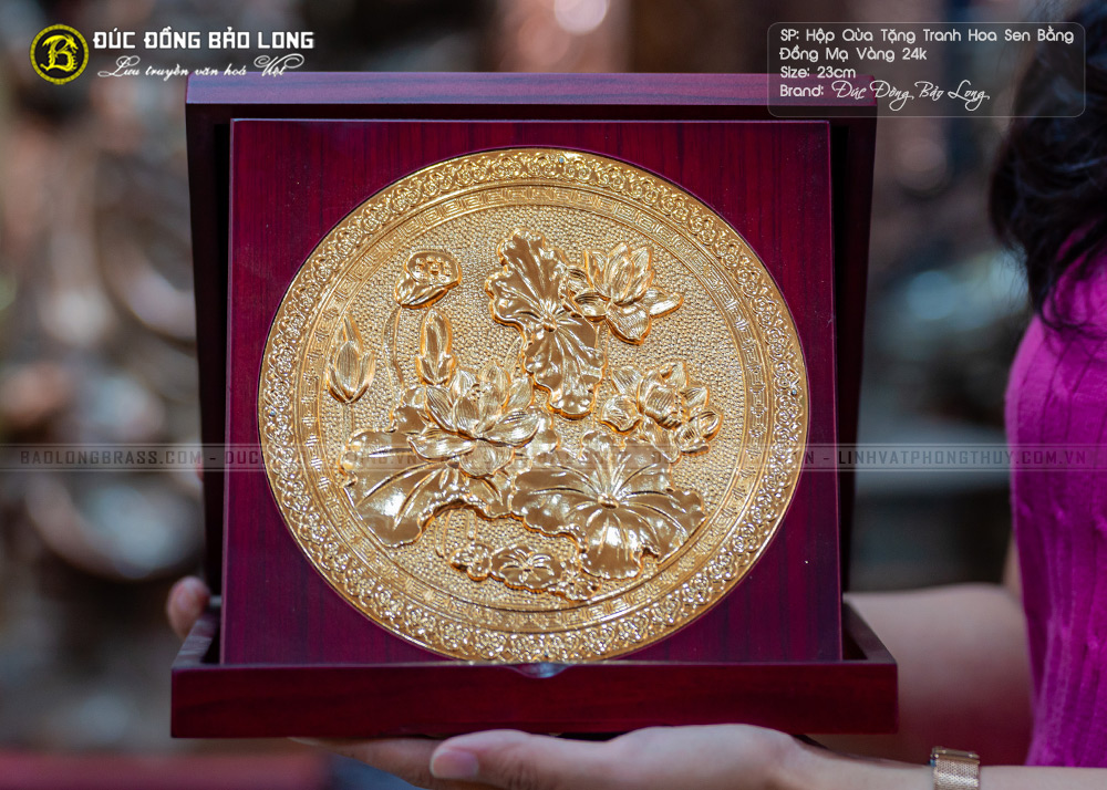 tranh quà tặng Hoa Sen 23cm Mạ vàng khung gỗ