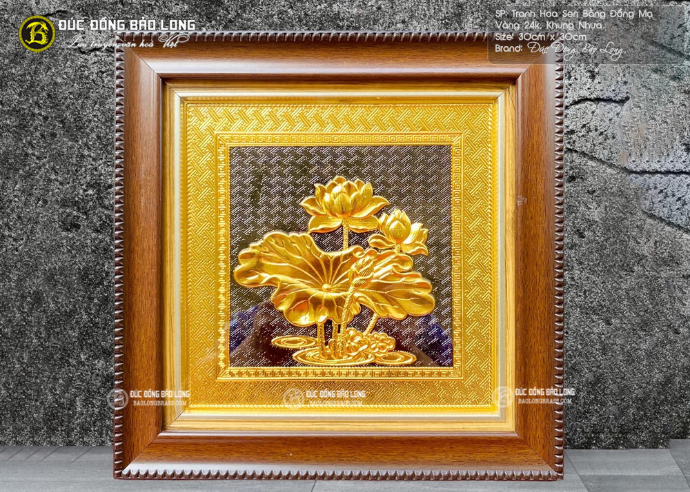 Tranh Hoa Sen Bằng Đồng Mạ Vàng 24k Khung Nhựa Khổ Vuông 30cm - Mẫu 01