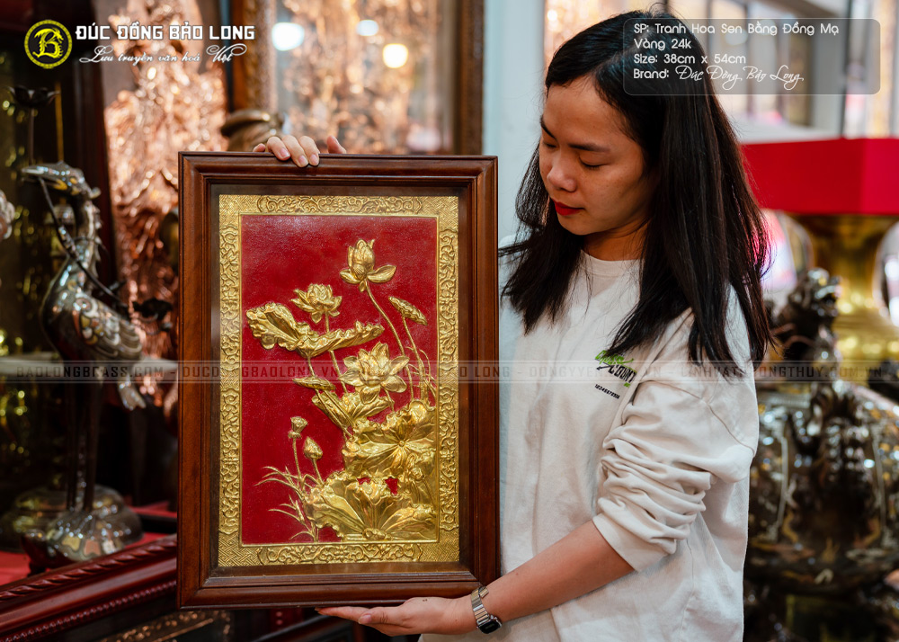 tranh Hoa Sen bằng đồng Mạ vàng 24k khổ dọc 38cm x 54cm