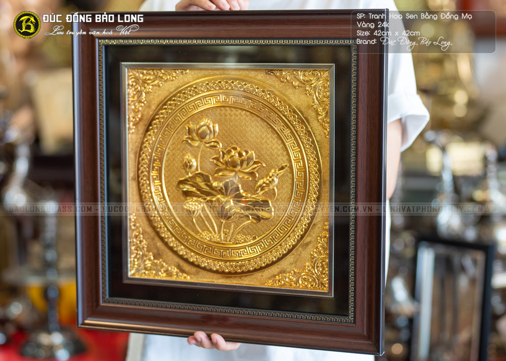 Tranh Hoa Sen Bằng Đồng Mạ Vàng 24k Khổ Vuông 42cm