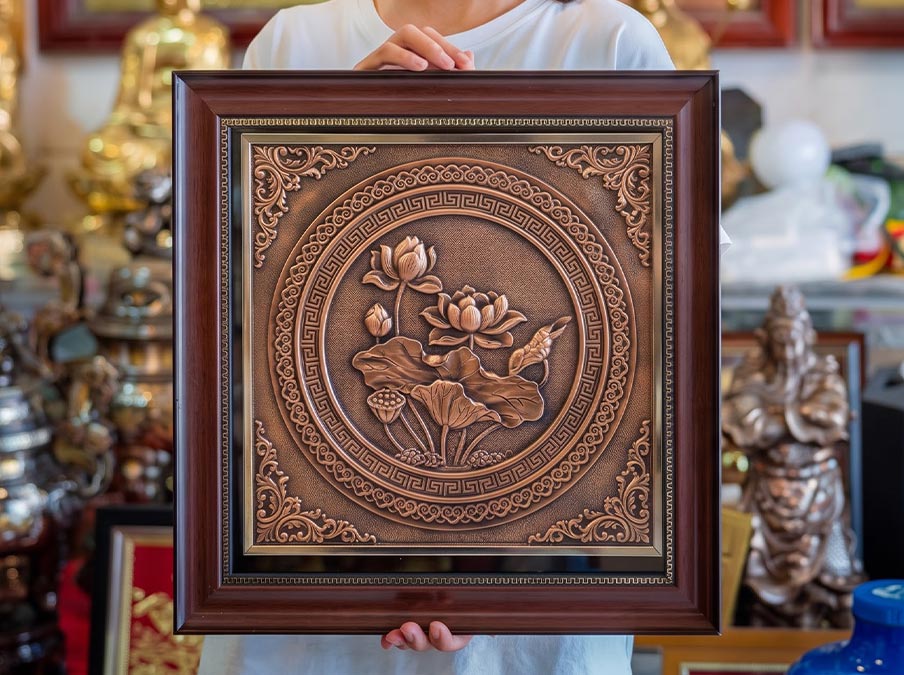 Tranh Hoa Sen Bằng Đồng Khổ Vuông 42cm