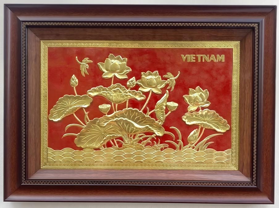 Tranh Hoa Sen Việt Nam bằng đồng khổ ngang 40cm x 55cm