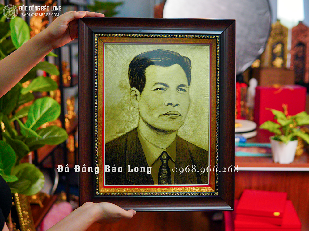Tranh Khắc Đồng Ông Bà Truyền Thần Khổ 37cm X 45cm