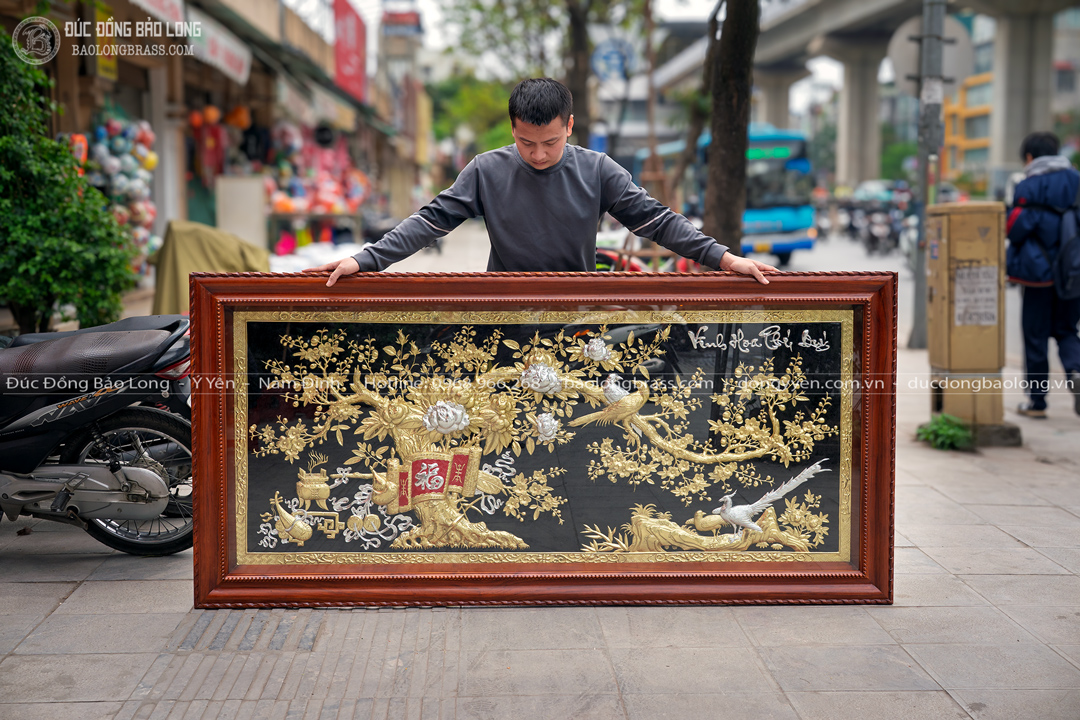 Tranh Vinh Hoa Phú Quý bằng đồng dát bạc khung gỗ gõ đỏ khổ 2m11 x 1m01