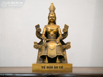 Tượng Tổ Mẫu Âu Cơ Bằng Đồng Cao 28Cm Màu Trầm Cổ