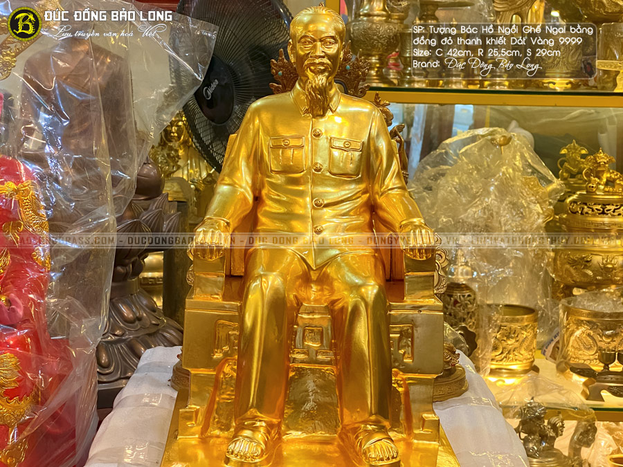 tượng Bác Hồ Dát Vàng