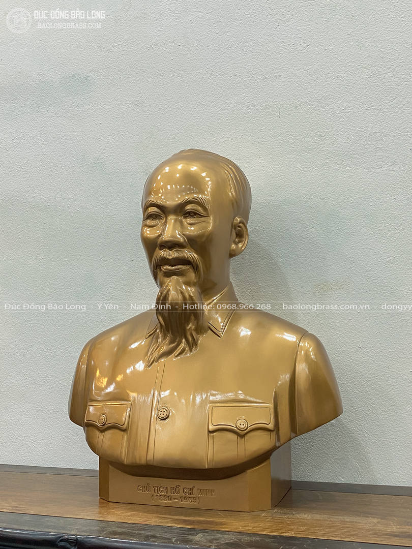 tượng Bác Hồ bán thân bằng đồng đỏ cao 56cm màu mộc