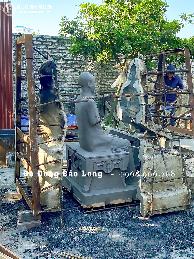 Tượng Đồng Chủ Tịch Hồ Chí Minh Ngồi Ghế Bằng Đồng Đỏ Cao 1m27